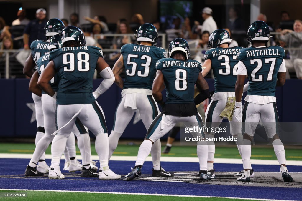 Philadelphia Eagles v Dallas Cowboys