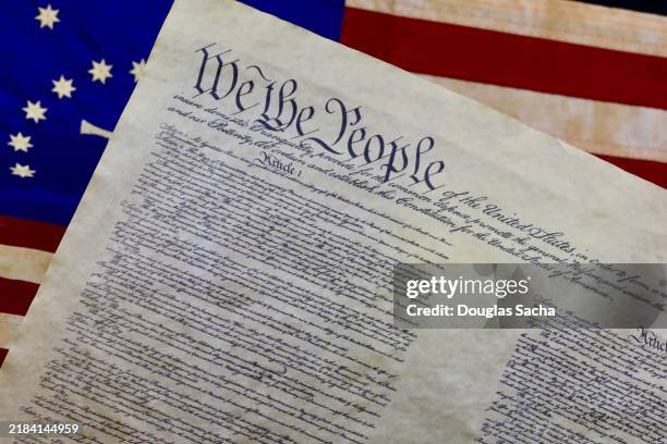 making history - constitution of the united states of america - verfassung stock-fotos und bilder