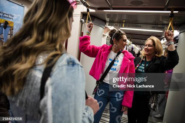 Toronto, ON Lexi heads to the Taylor Swift concert with her sisters, Jordyn , Morgan and their mother Jeanette. Fans heading to the first night of...