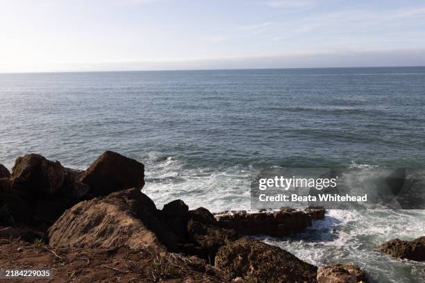 rocky coastline in morocco - casablanca photos et images de collection