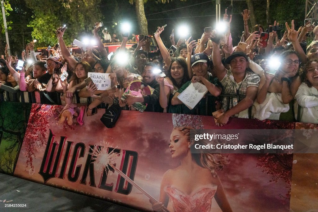 Wicked: Part One - Mexico City Yellow Carpet