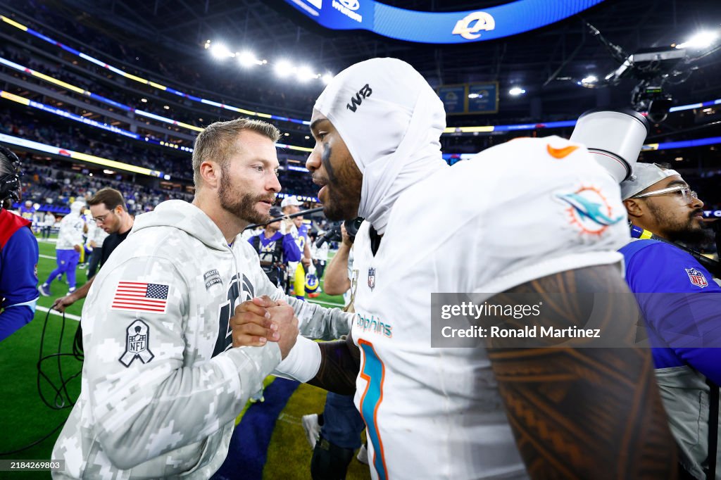 Miami Dolphins v Los Angeles Rams