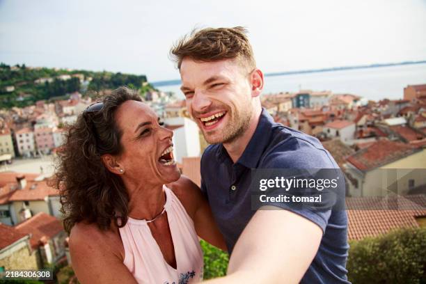 couple having fun - age contrast stock pictures, royalty-free photos & images
