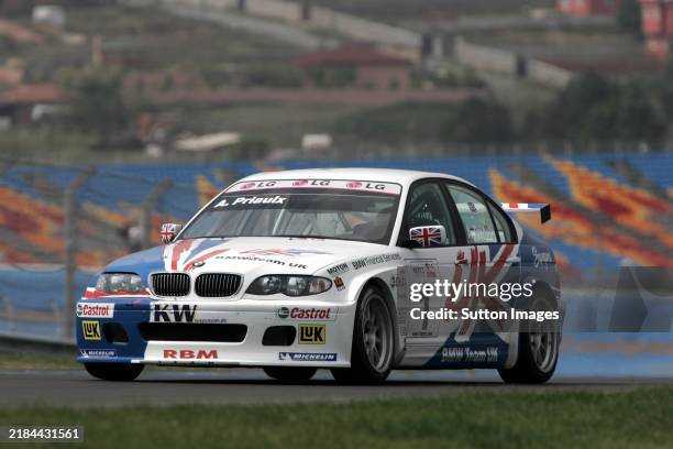 Andy Priaulx BMW Team UK BMW 320i. FIA WTCC, Rd8, Istanbul, Turkey, 18 September 2005. DIGITAL IMAGE