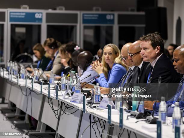 Roundtable Dialogue 862 Roundtable Panel Stock Photos, High-Res Pictures, and Images ...
