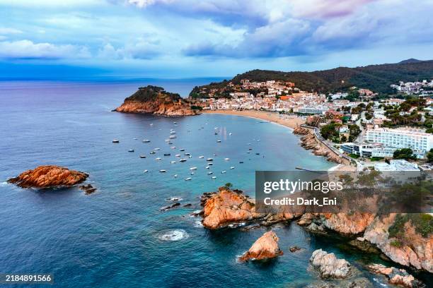 tossa de mar at sunrise, spain - tossa de mar imagens e fotografias de stock