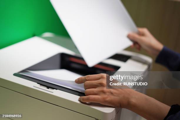 114 Copier Open Stock Photos, High-Res Pictures, and Images - Getty Images