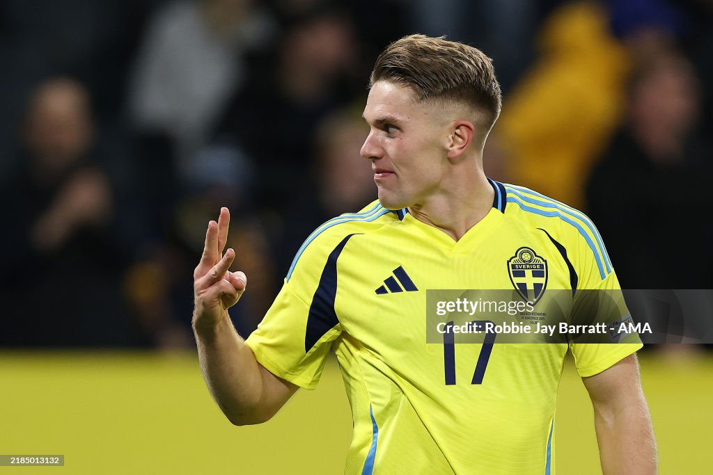 Viktor Gyokeres of Sweden celebrates after scoring a goal to make it ...