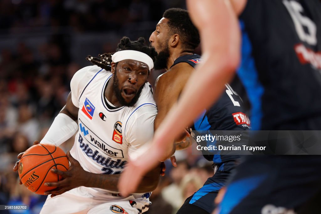 NBL Rd 9 - Melbourne United v Adelaide 36ers