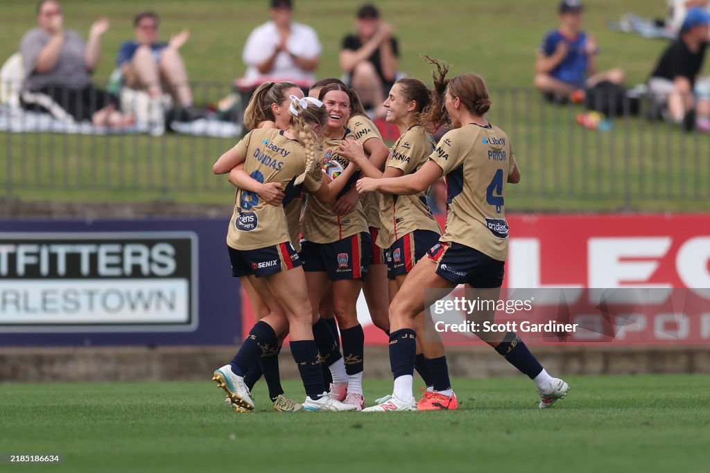 A-League Women Rd 3 - Newcastle Jets v Wellington Phoenix