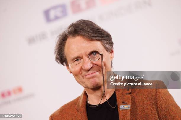 November 2024, North Rhine-Westphalia, Hürth: Wolfgang Bahro, actor, takes part in the RTL telethon 2024. Photo: Rolf Vennenbernd/dpa