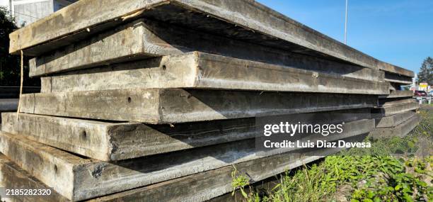fencing pole mould, for construction. - formwork blocks stock pictures, royalty-free photos & images