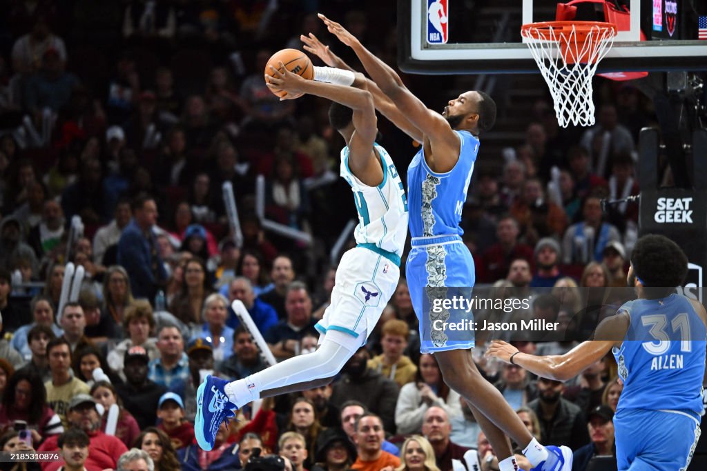 Charlotte Hornets v Cleveland Cavaliers