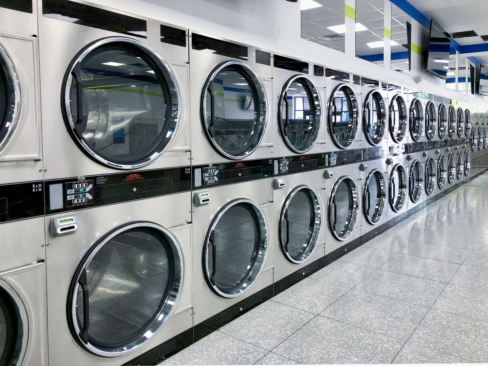 clean laundry facility