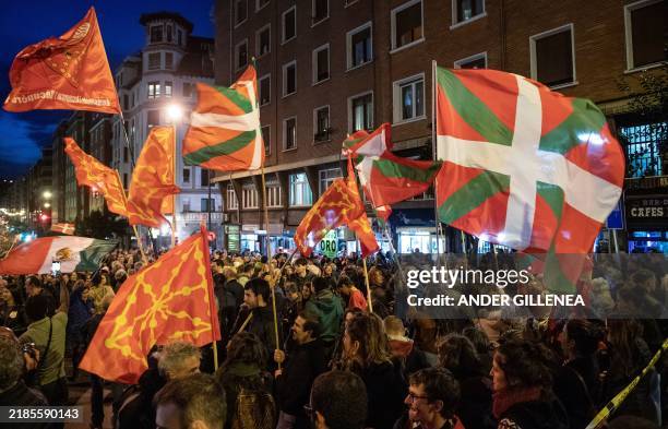 Basque Party 2,794 Basque Flag Stock Photos, High-Res Pictures, and Images - Getty ...