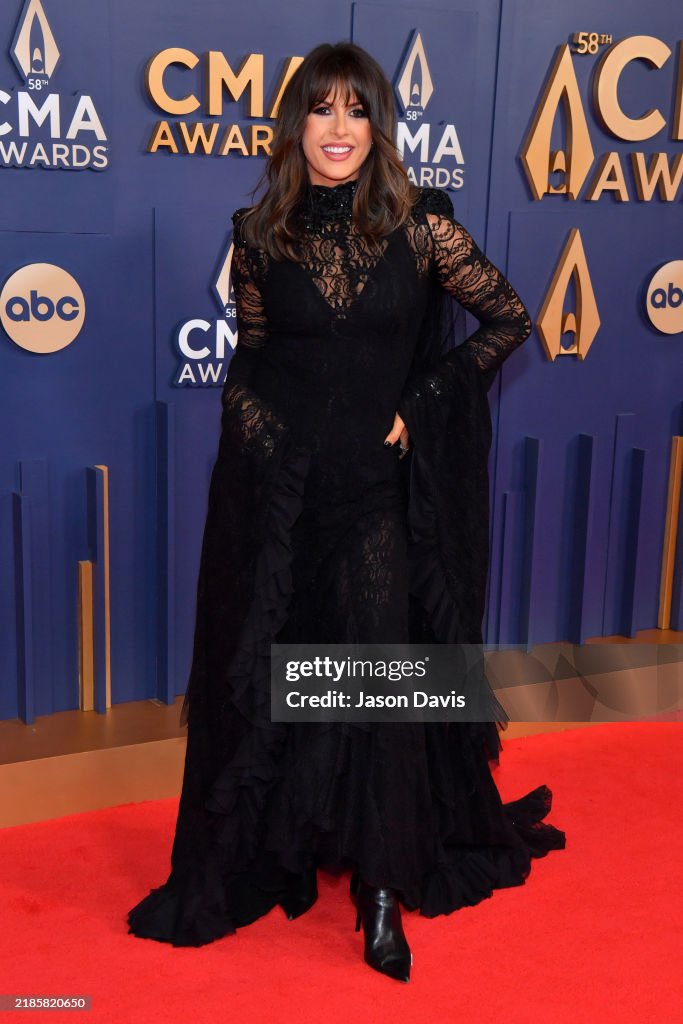 The 58th Annual CMA Awards - Arrivals