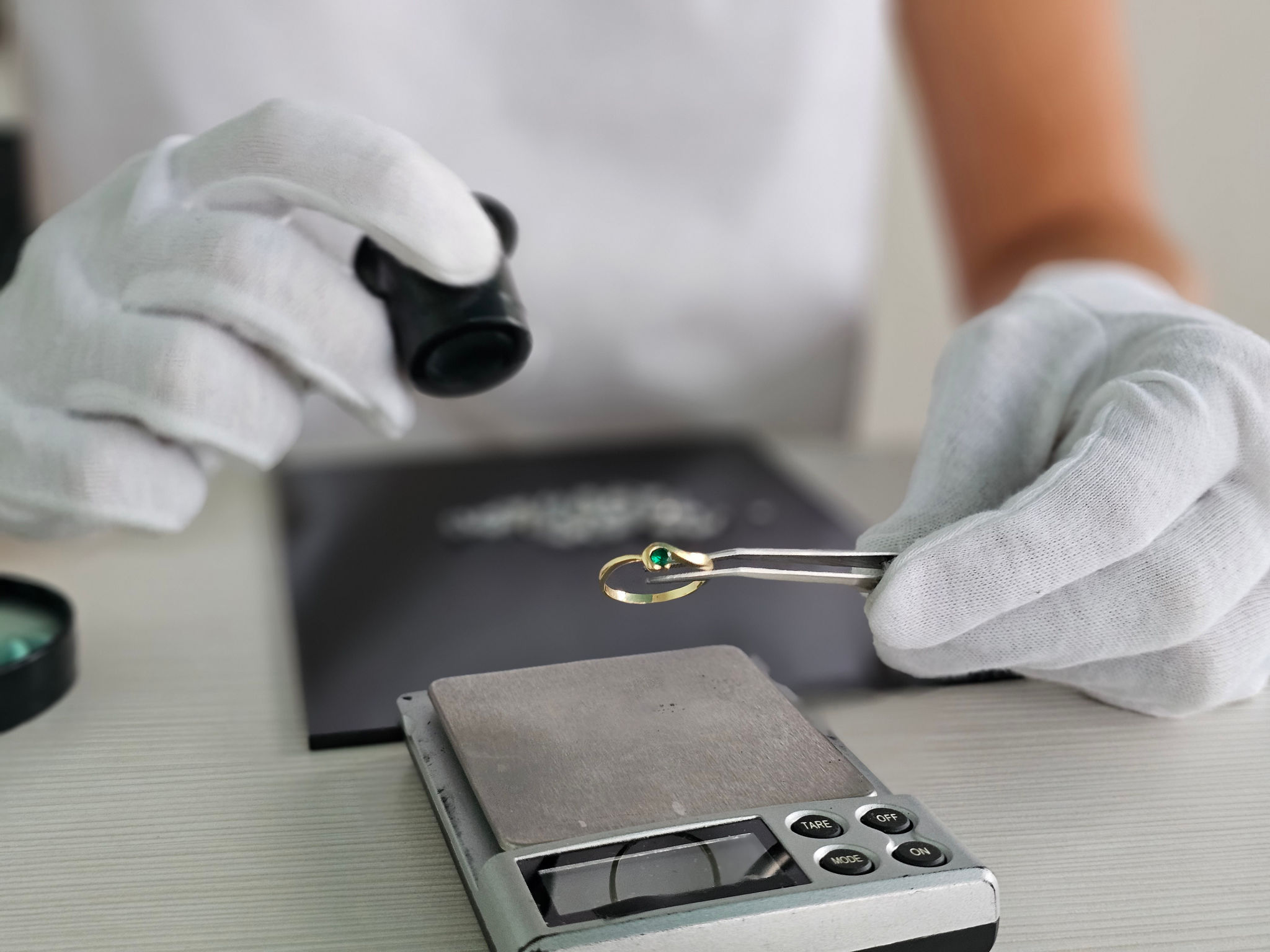 gemstone testing devices