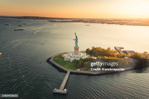 statue of liberty aerial view - statue of liberty new york city stock pictures, royalty-free photos & images