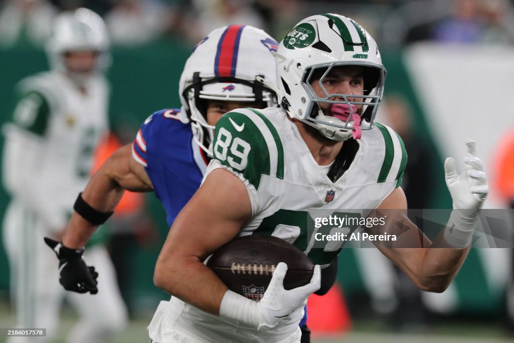 Jeremy Rucket Jets Tight End Jeremy Ruckert of the New York Jets has a long gain in the ...