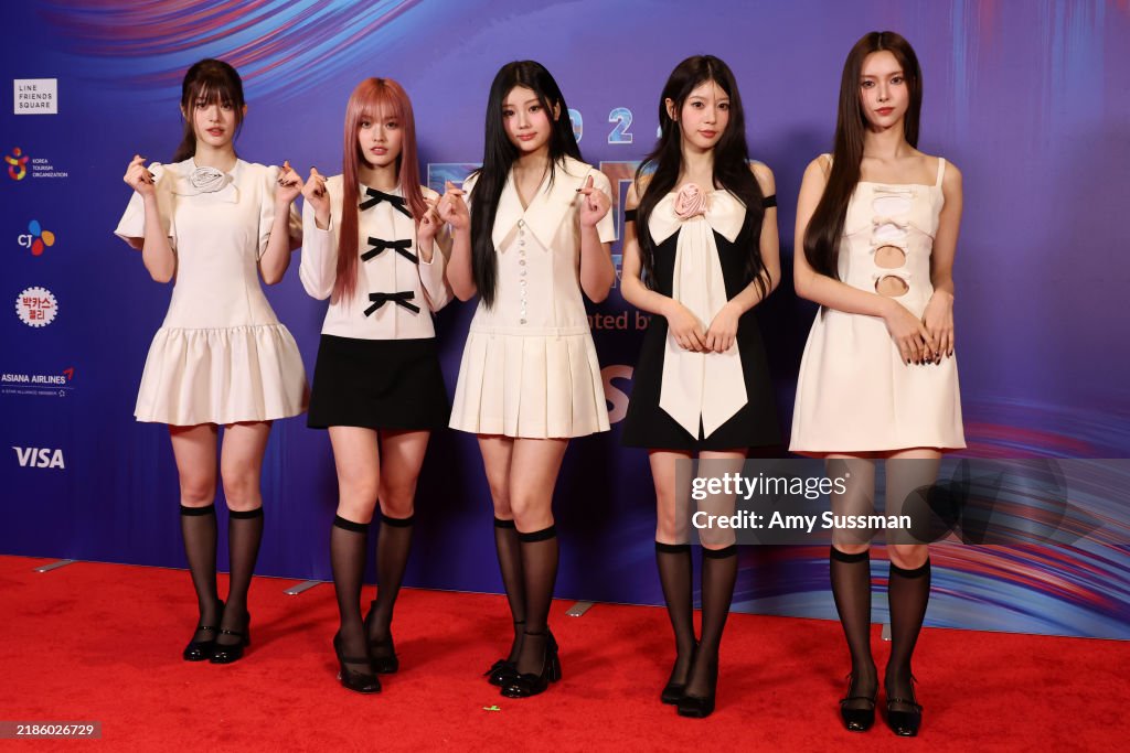 Minju Iroha Wonhee Moka And Yunah Of ILLIT Attend The 2024 MAMA minju-iroha-wonhee-moka-and-yunah-of-illit-attend-the-2024-mama