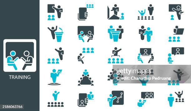 ilustraciones, imágenes clip art, dibujos animados e iconos de stock de conjunto de iconos de entrenamiento. sólida colección de iconos. ilustración vectorial. ilustración de stock símbolo de icono, reunión, clase de formación educativa, conferencia - evento, centro de convenciones - ponencia discurso