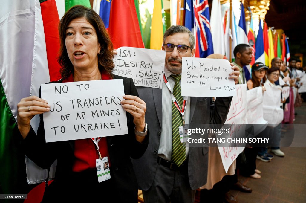 CAMBODIA-LANDMINE-SUMMIT