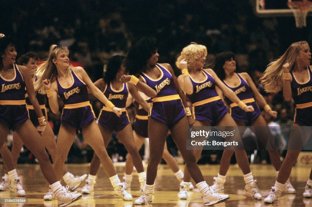 Lakers 1995 Roster The Laker Girls, cheerleaders for the Los Angeles Lakers during the ...