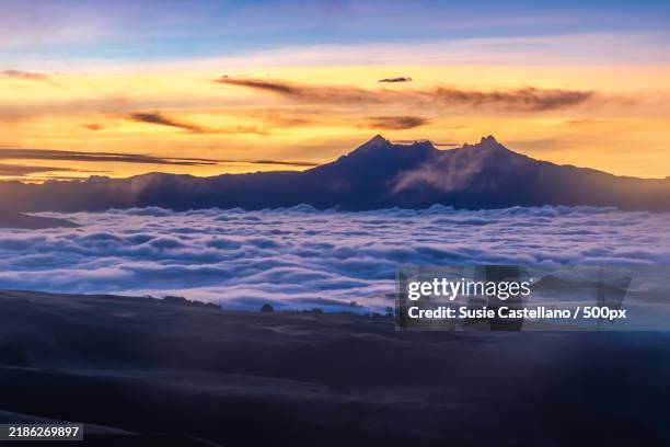 scenic view of cloudscape against sky during sunset,guayaquil,guayas,ecuador - guayaquil stock pictures, royalty-free photos & images
