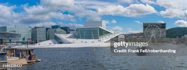 view of oslo opera house on sunny day, oslo, norway, scandinavia, europe - oslo foto e immagini stock