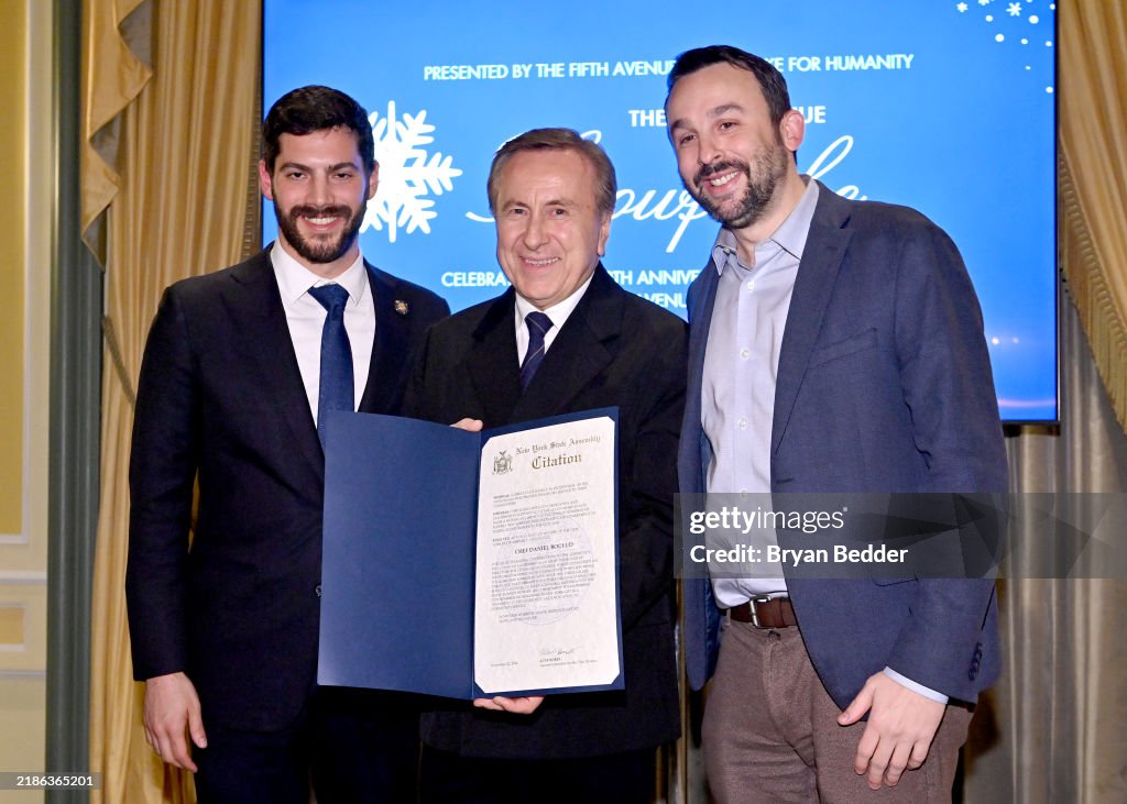2024 Fifth Avenue Snowflake Illumination Ceremony Hosted By Fifth Avenue Snowflake Foundation