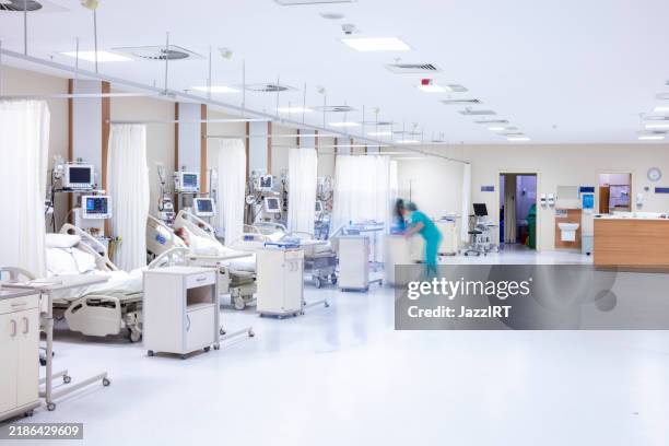 intensive care in the hospital, covid-19 - life support stock pictures, royalty-free photos & images