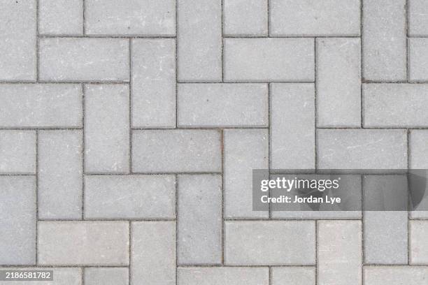 block paving pattern - paralelepípedo imagens e fotografias de stock