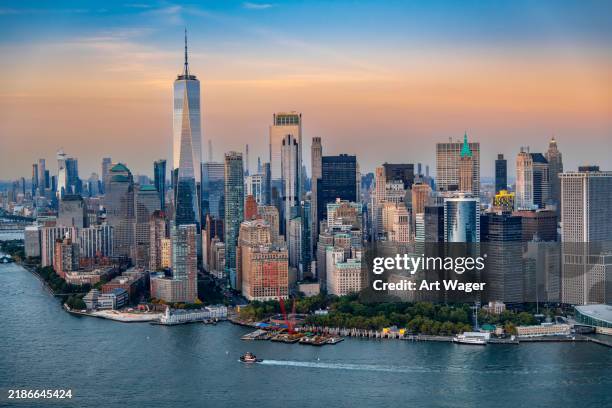 lower manhattan skyline aerial - world trade center manhattan imagens e fotografias de stock