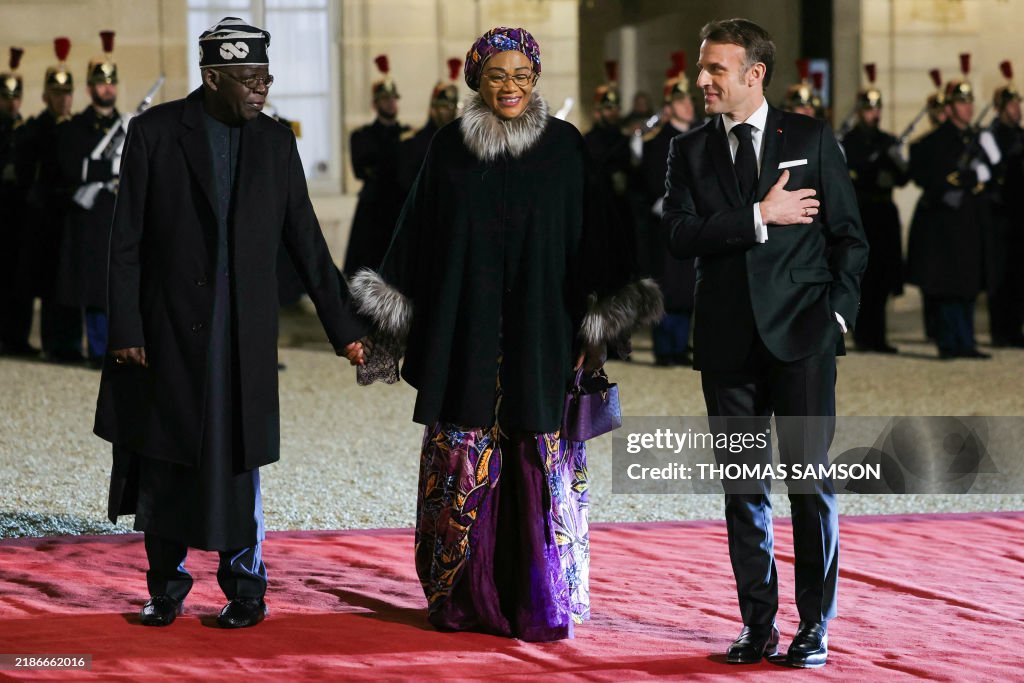 TOPSHOT-FRANCE-NIGERIA-DIPLOMACY-POLITICS