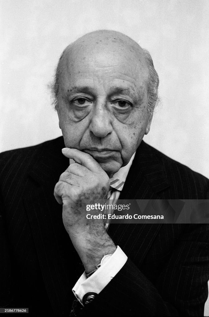 Yousuf Karsh At The Chateau-Laurier Hotel