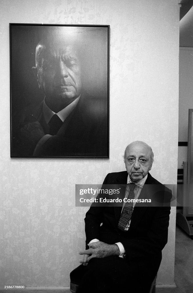 Yousuf Karsh At The Chateau-Laurier Hotel