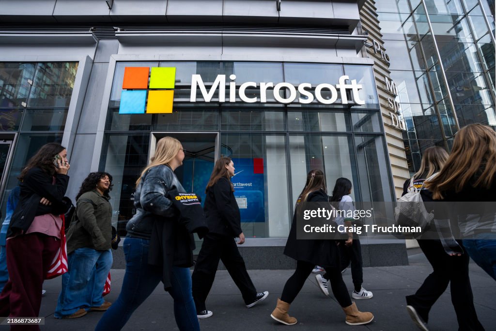 New York City Exteriors And Landmarks