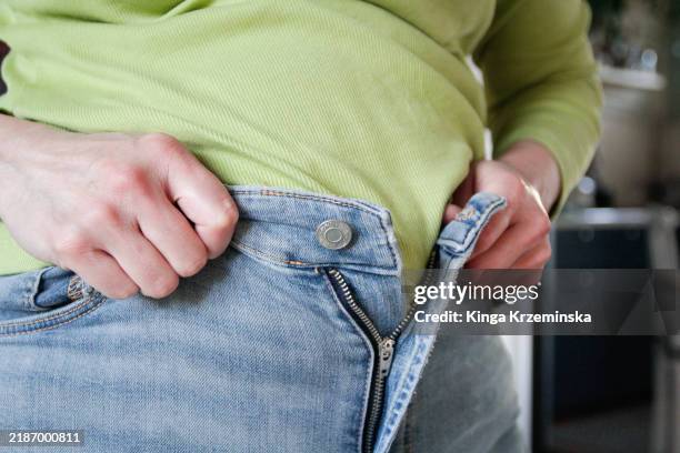 diet - weights stock pictures, royalty-free photos & images
