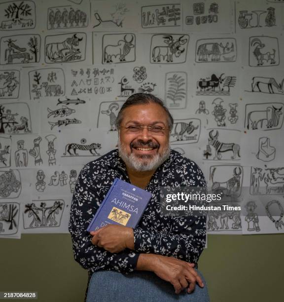 Devdutt 23 Devdutt Pattanaik Stock Photos, High-Res Pictures, and Images ...
