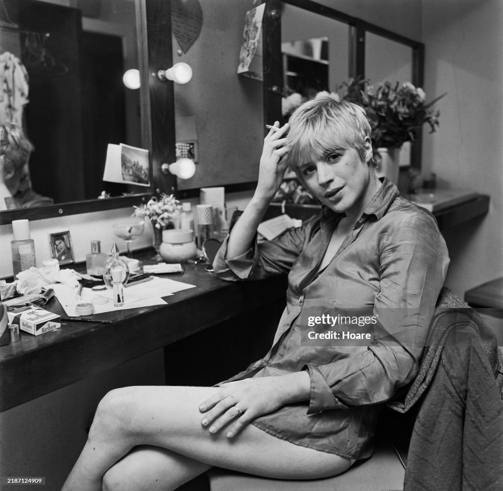 Marianne Faithfull, 1974