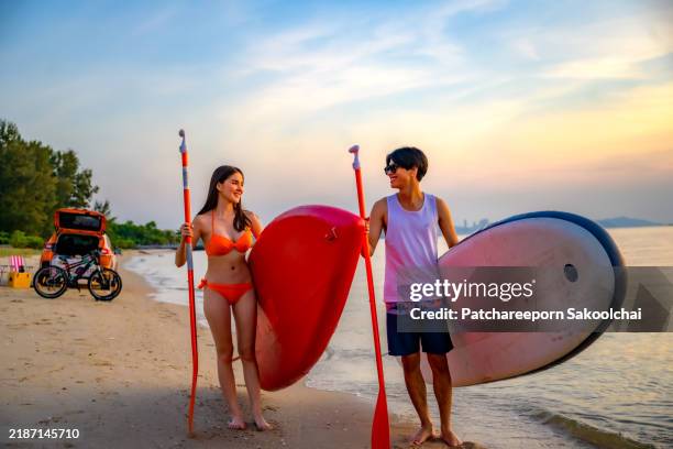 lover on traveling - phuket province stock pictures, royalty-free photos & images