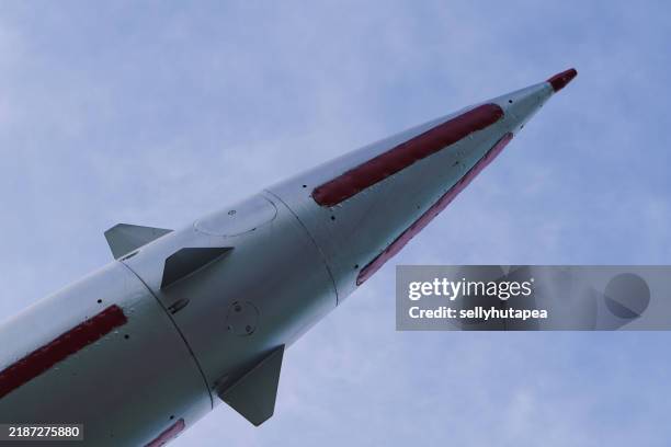military missile against clear blue sky - anti aircraft stock pictures, royalty-free photos & images