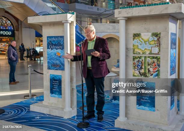4 268 Stephen Fry Photos Stock Photos High Res Pictures And Images 4-268-stephen-fry-photos-stock-photos-high-res-pictures-and-images