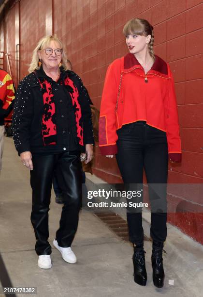 Singer Taylor Swift walks into the stadium alongside Donna Kelce prior to the game between the Las Vegas Raiders and the Kansas City Chiefs at GEHA...