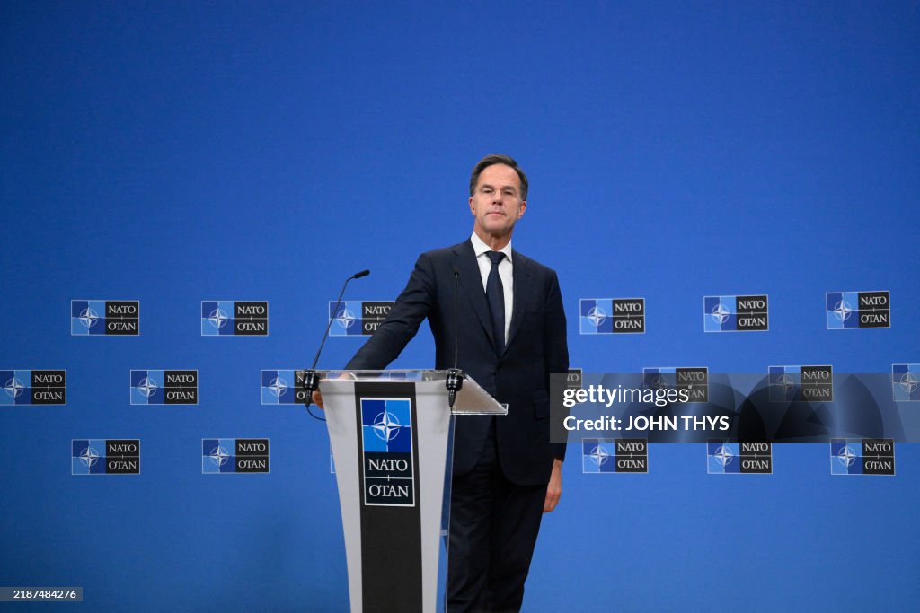 TOPSHOT-BELGIUM-NATO-POLITICS-DIPLOMACY
