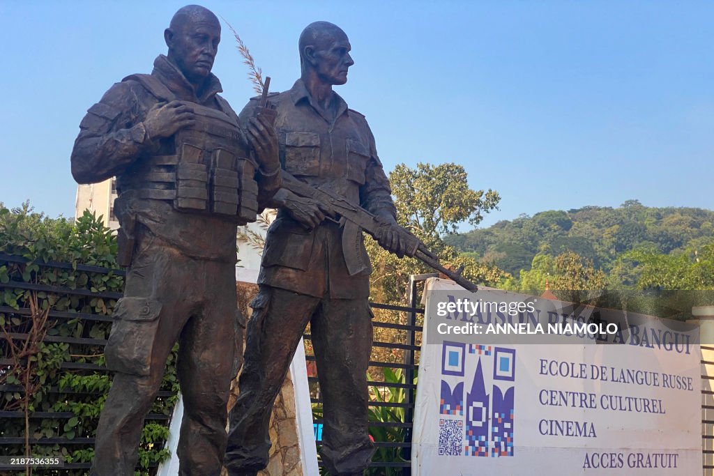 CAFRICA-RUSSIA-POLITICS-DEFENCE-CULTURE-MONUMENT
