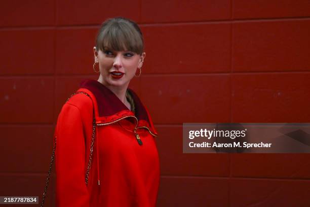 Taylor Swift arrives at the stadium prior to a game between the Kansas City Chiefs and the Las Vegas Raiders at GEHA Field at Arrowhead Stadium on...