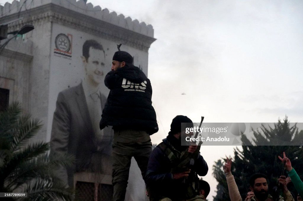 Anti-regime armed groups take control of Hama city center in Syria