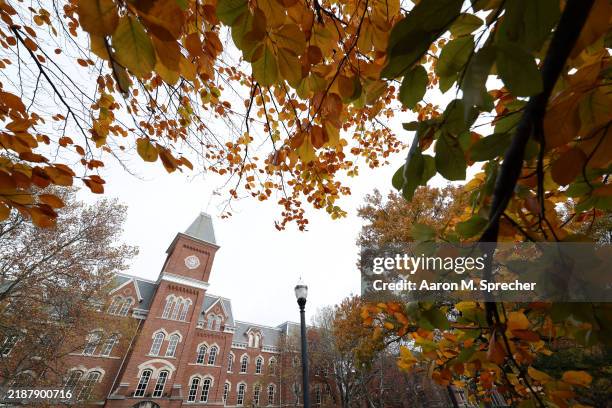 3,207 Ohio State University Campus Stock Photos, High-Res Pictures, and ...