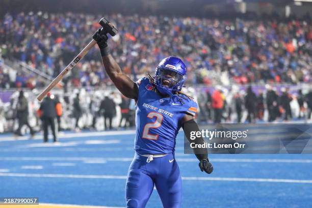Running back Ashton Jeanty of the Boise State Broncos fires up the crowd prior to the start of the Mountain West Championship between the Boise State...